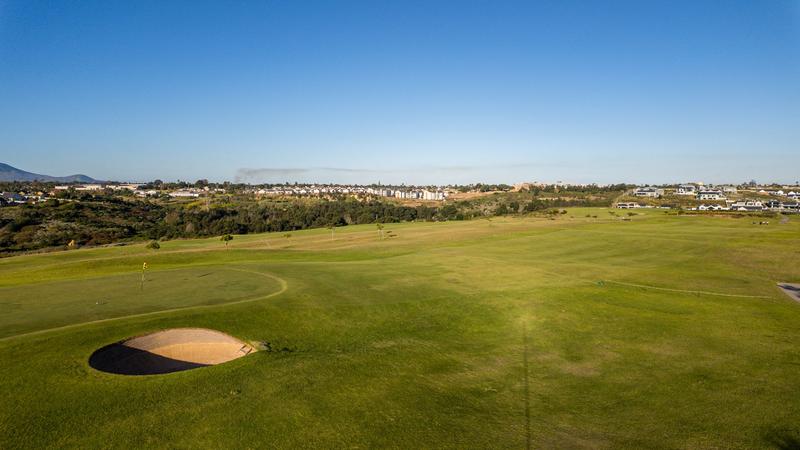 To Let 4 Bedroom Property for Rent in Kingswood Golf Estate Western Cape